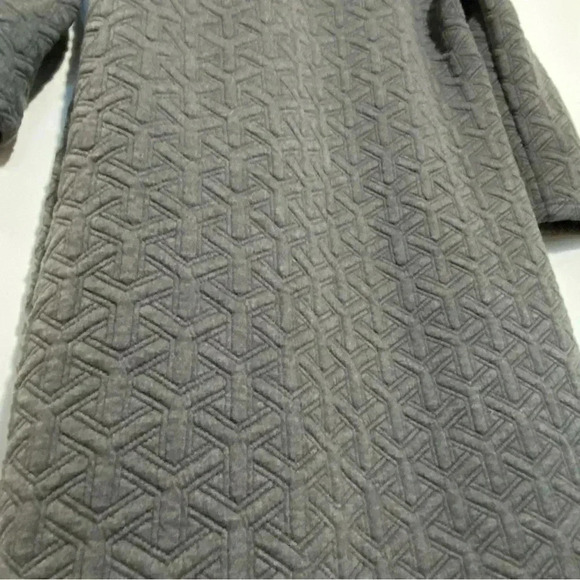 FABULOUS grey 3/4 sleeves midi dress with neckline accent of pearl and beads. M - Picture 5 of 11